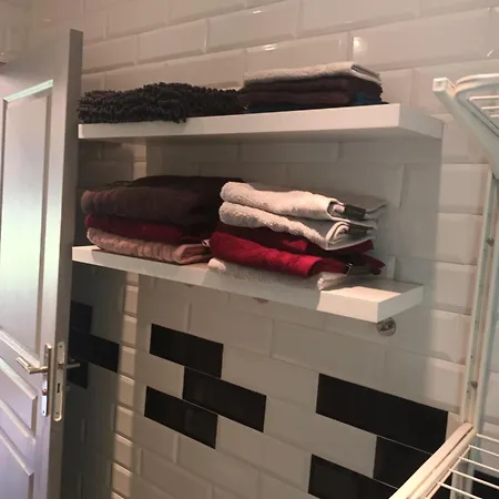 F3 Apartment